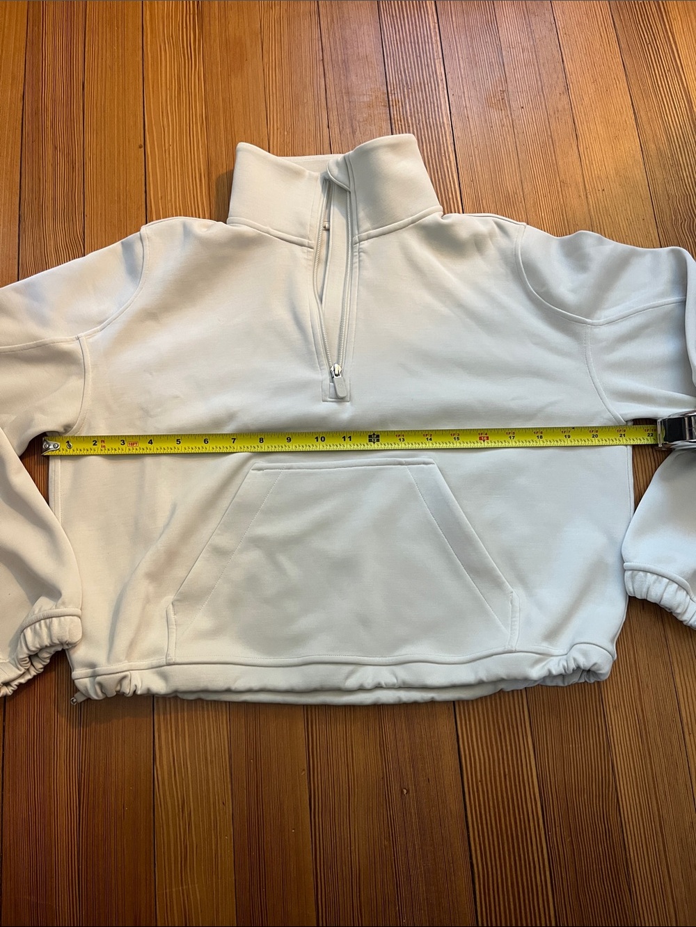 Lululemon Softstream half Zip - Picture 4 of 9